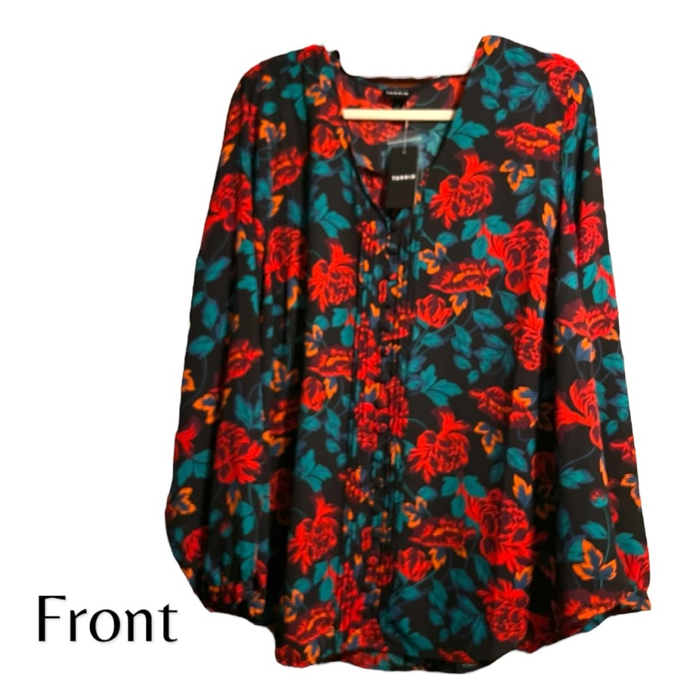 TORRID FLORAL blouse w/ V-neck LOTS of covered buttons, mini pleats front, Sz 2X - Picture 2 of 11
